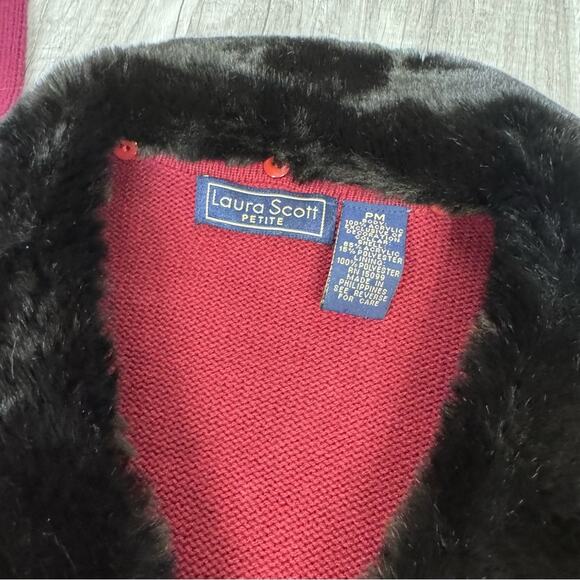 Vintage Burgundy Embroidered Cardigan Sweater Faux Fur Collar Beaded Medium Pet - Picture 6 of 7